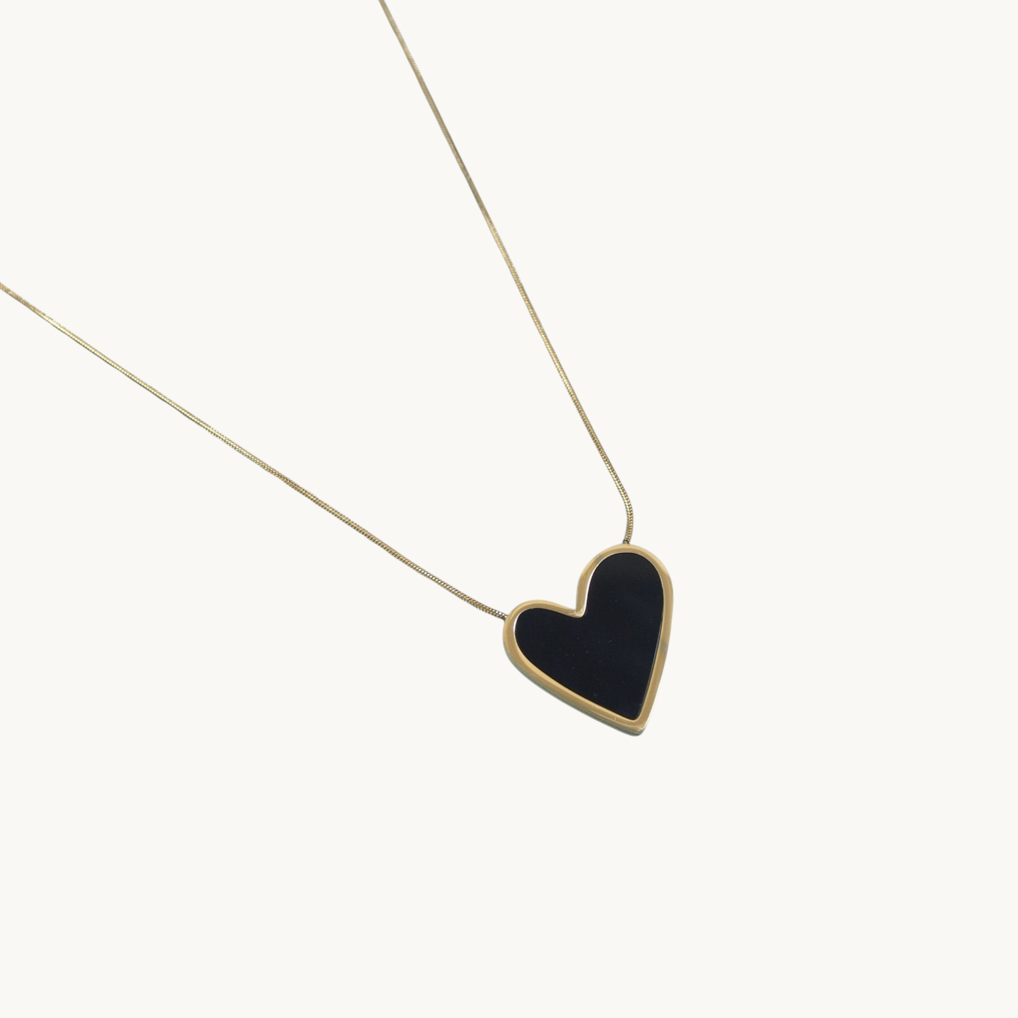 Black Heart Pendant Necklace