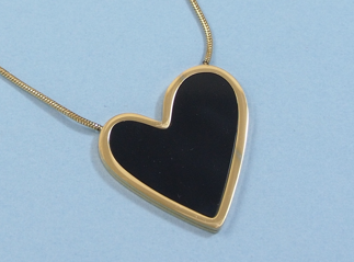 Black Heart Pendant Necklace
