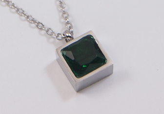 Green Stud Pendant Necklace