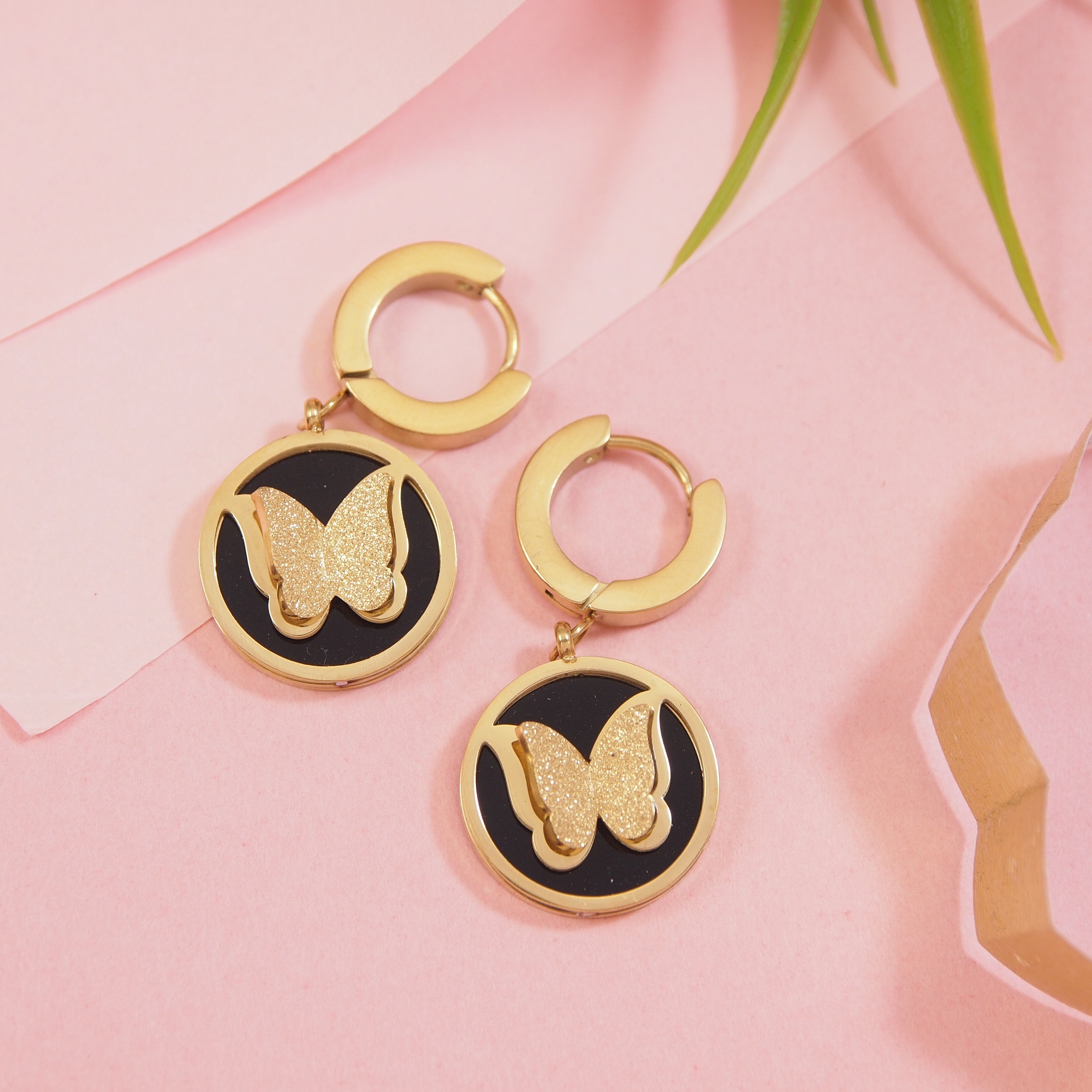 Round Black Butterfly Earring