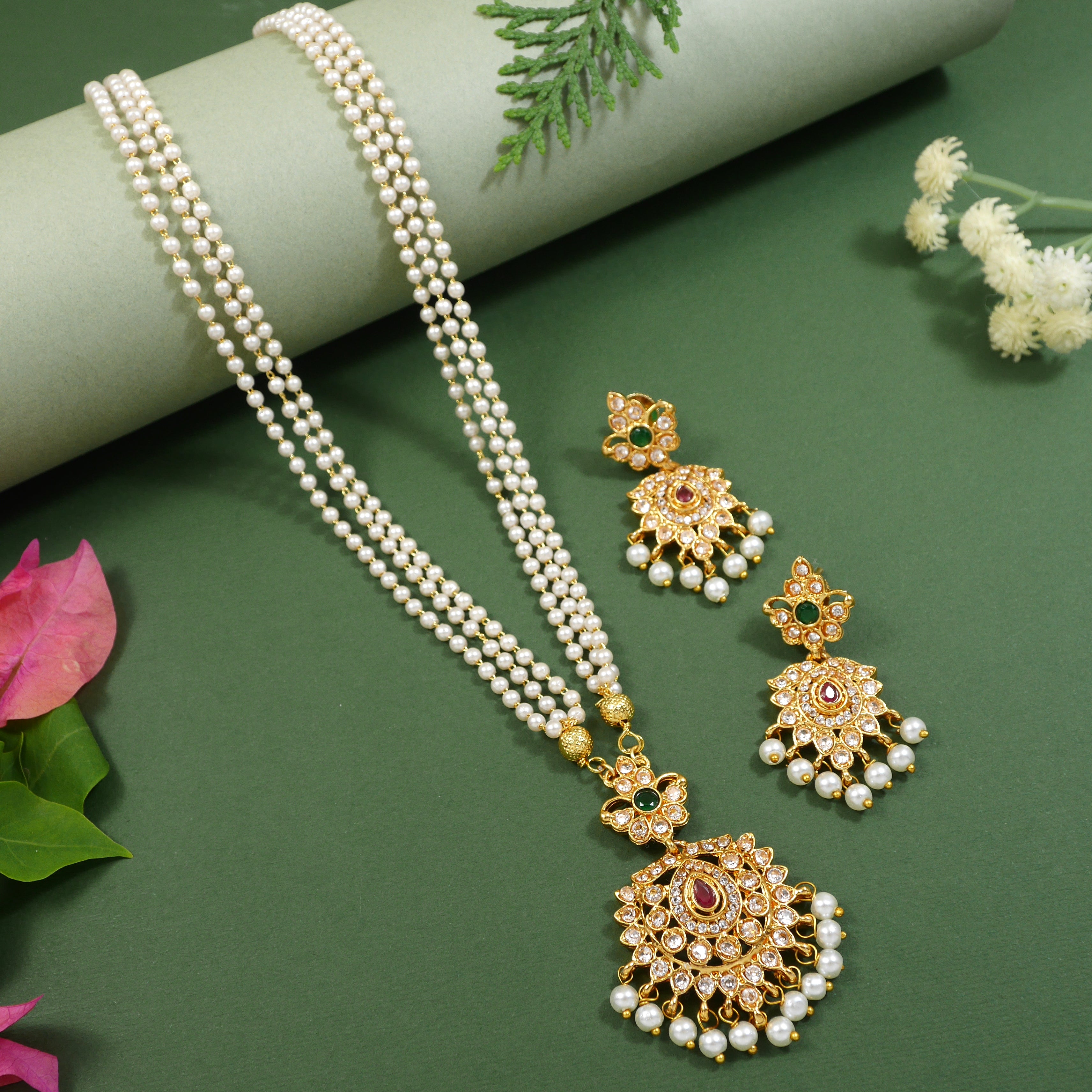 White Beaded Pearl Jewelry Set